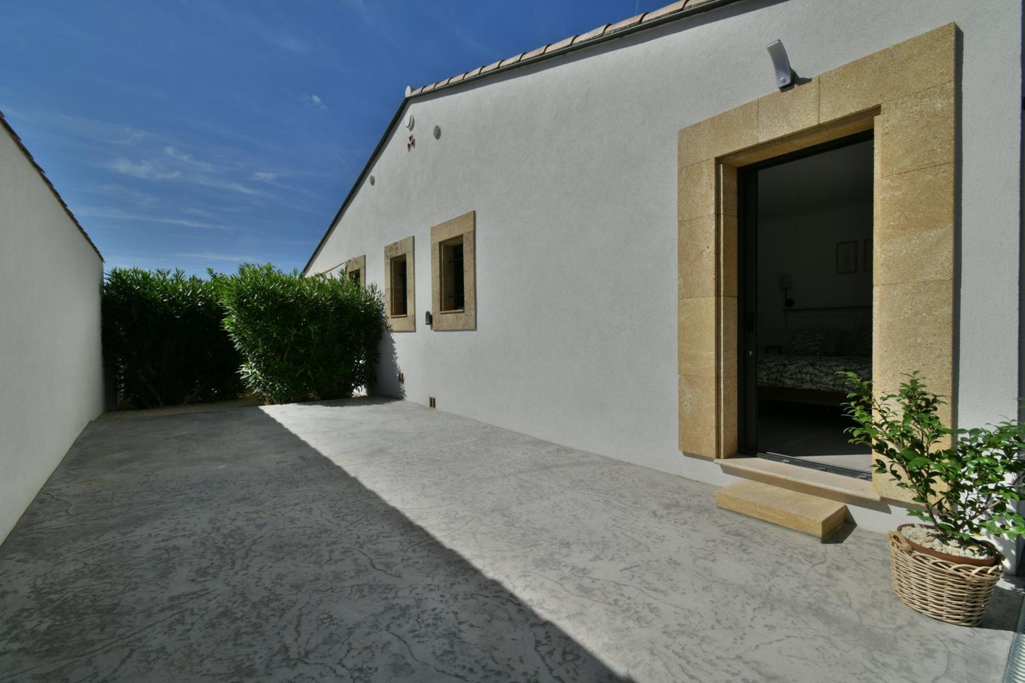 Une Nuit En Luberon Puyvert Luaran gambar