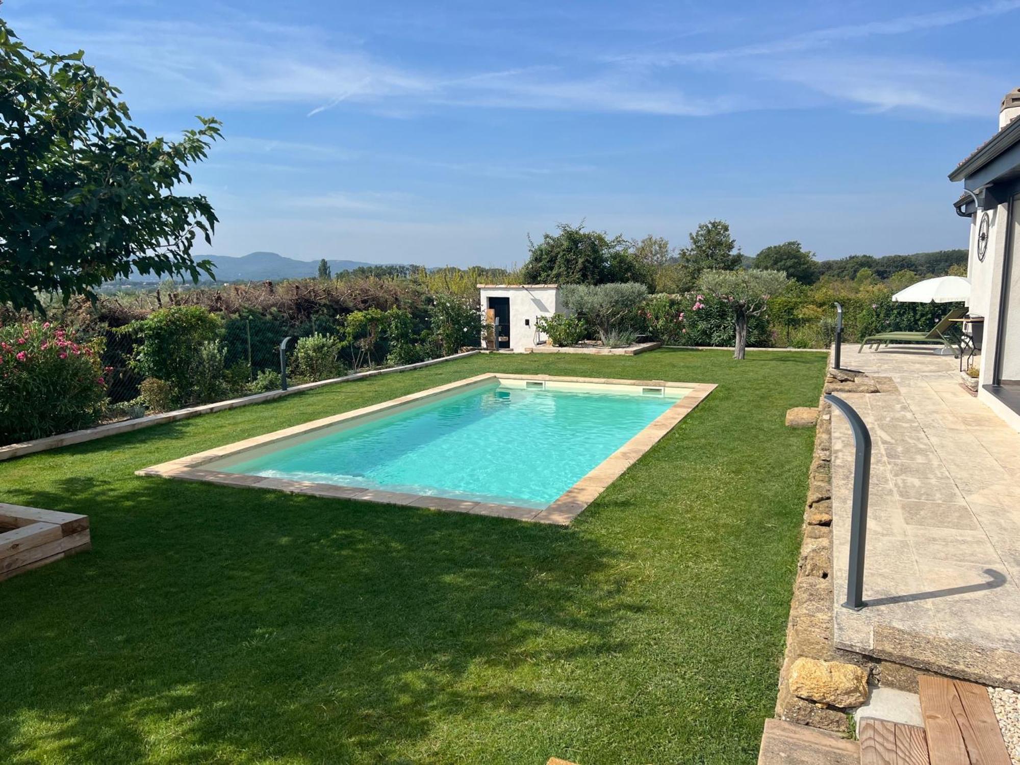 Une Nuit En Luberon Puyvert Luaran gambar