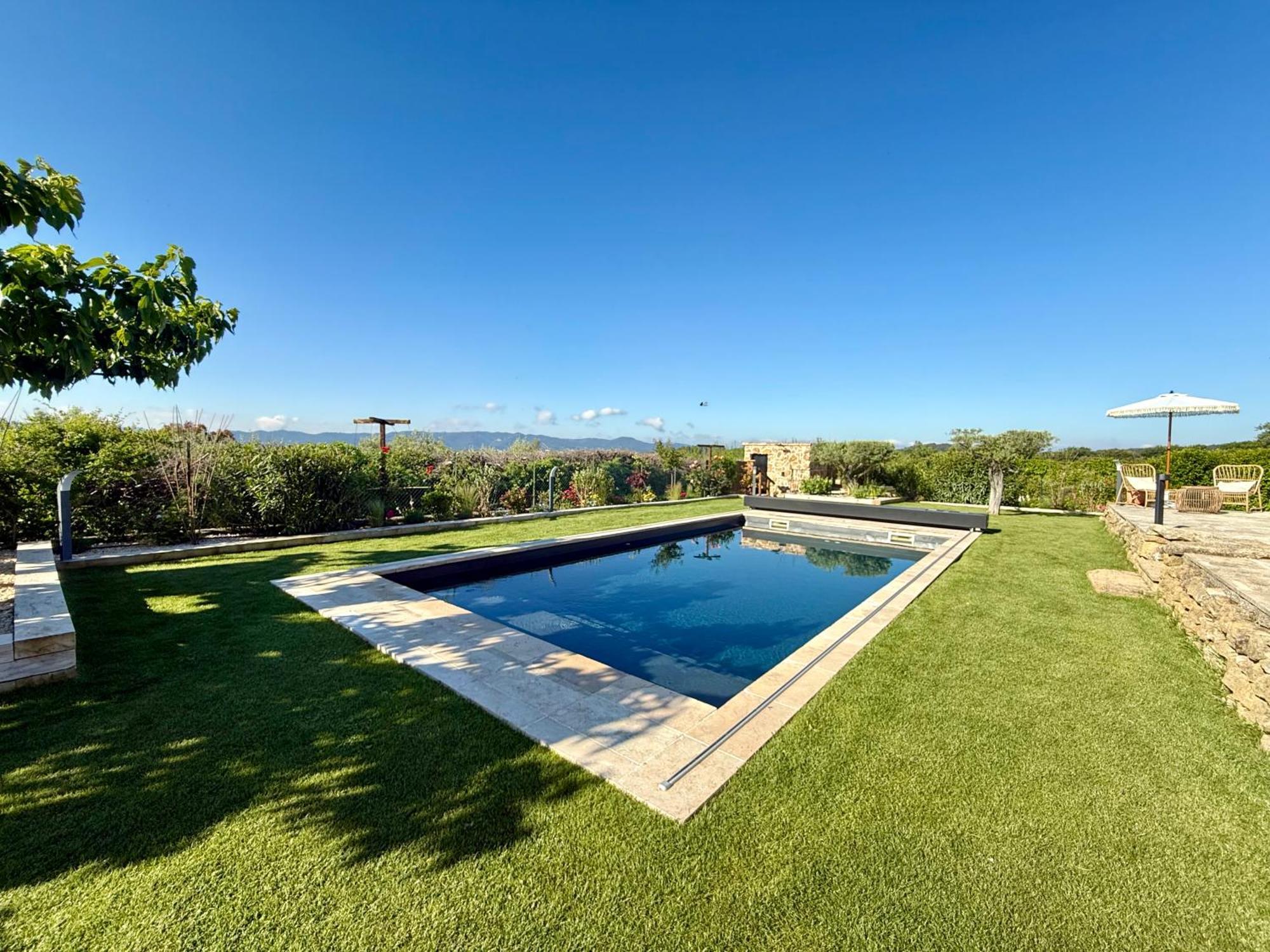 Une Nuit En Luberon Puyvert Luaran gambar